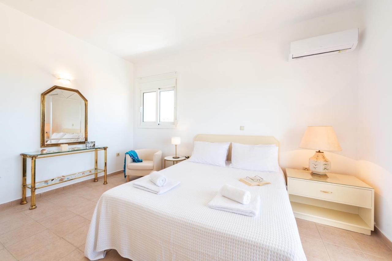 Ritas Gennadi Villa Luaran gambar